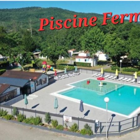 Отель Chalet Pour 5 Personnes Equipe Sur Emplacement Privatif Dans Camping 4 Etoiles Appartenant Et Gere Par Un Particulier Фуа Экстерьер фото