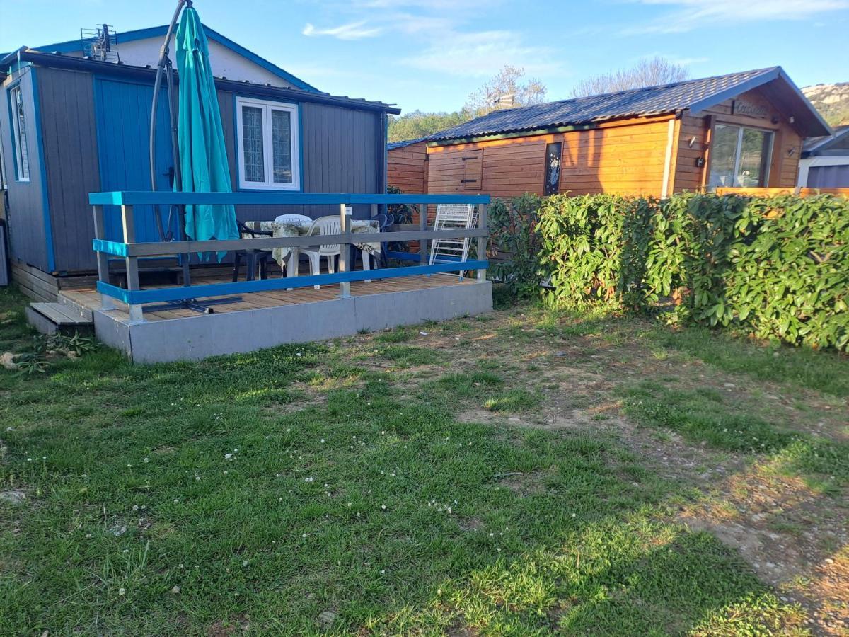 Отель Chalet Pour 5 Personnes Equipe Sur Emplacement Privatif Dans Camping 4 Etoiles Appartenant Et Gere Par Un Particulier Фуа Экстерьер фото