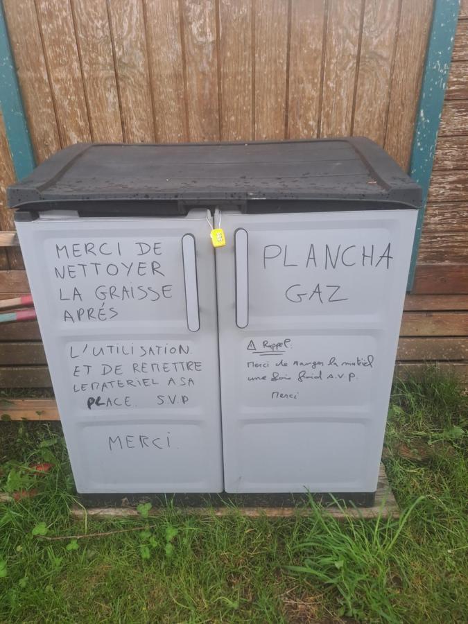 Отель Chalet Pour 5 Personnes Equipe Sur Emplacement Privatif Dans Camping 4 Etoiles Appartenant Et Gere Par Un Particulier Фуа Экстерьер фото