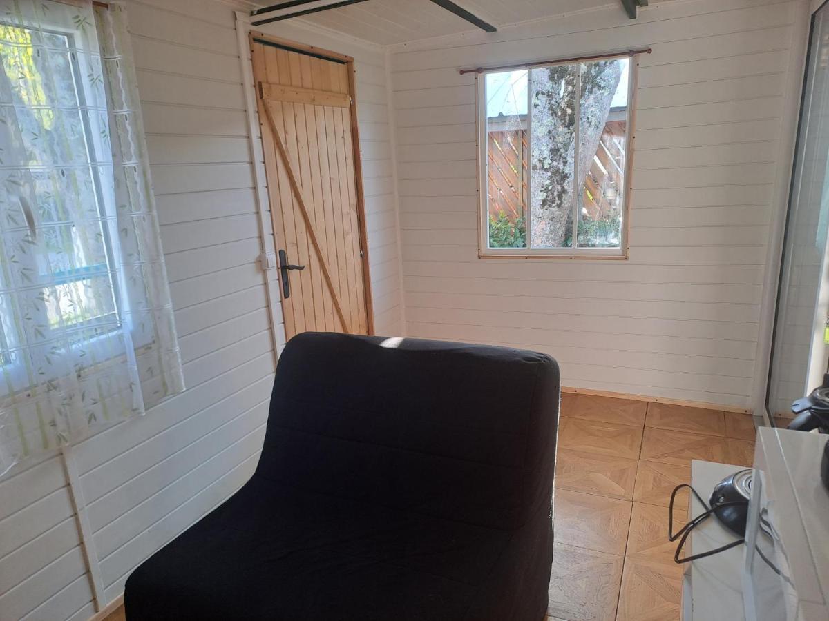 Отель Chalet Pour 5 Personnes Equipe Sur Emplacement Privatif Dans Camping 4 Etoiles Appartenant Et Gere Par Un Particulier Фуа Экстерьер фото